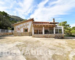 Exterior view of House or chalet for sale in Simat de la Valldigna  with Air Conditioner, Heating and Private garden