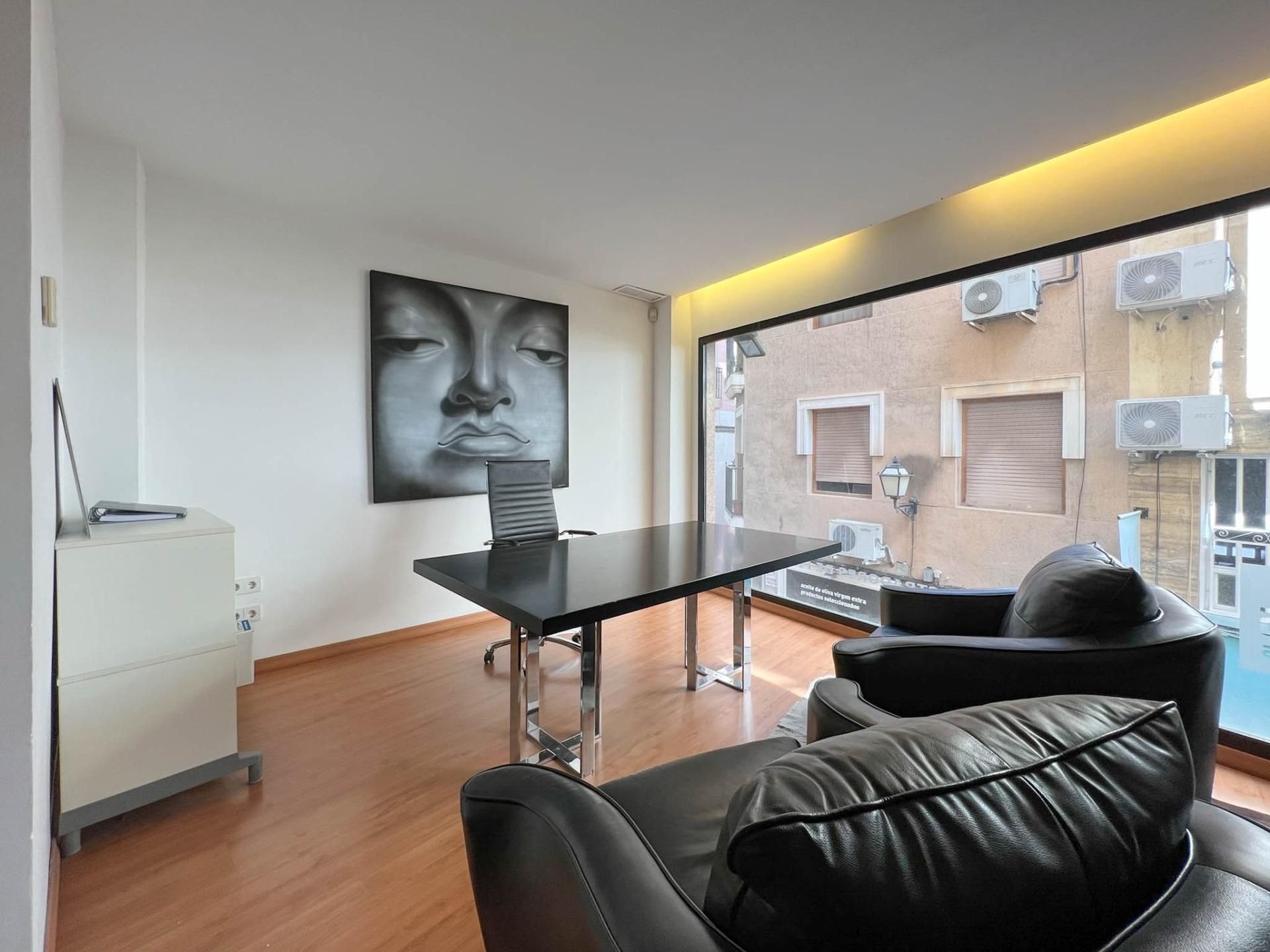 Sala de estar de Oficina en venta en Elche / Elx con Aire acondicionado y Amueblado