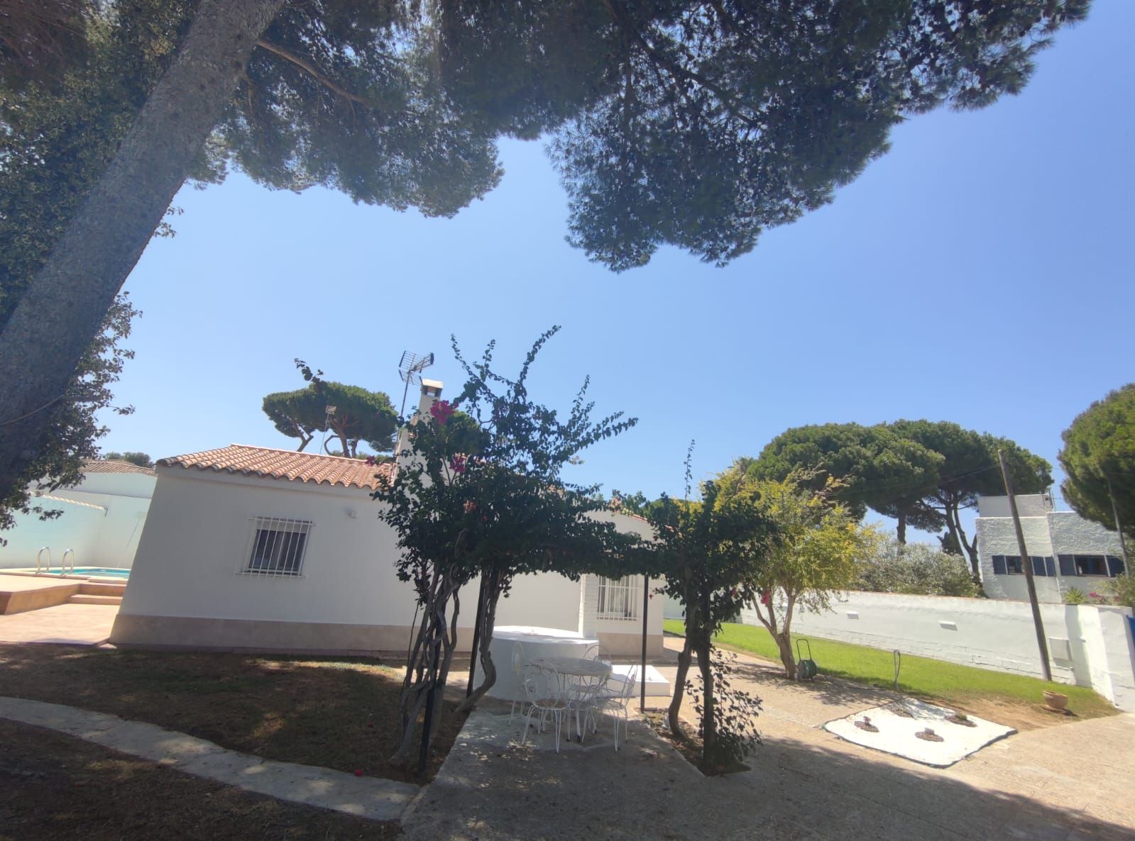 Garden of House or chalet to rent in Chiclana de la Frontera  with Air Conditioner, Furnished and Oven