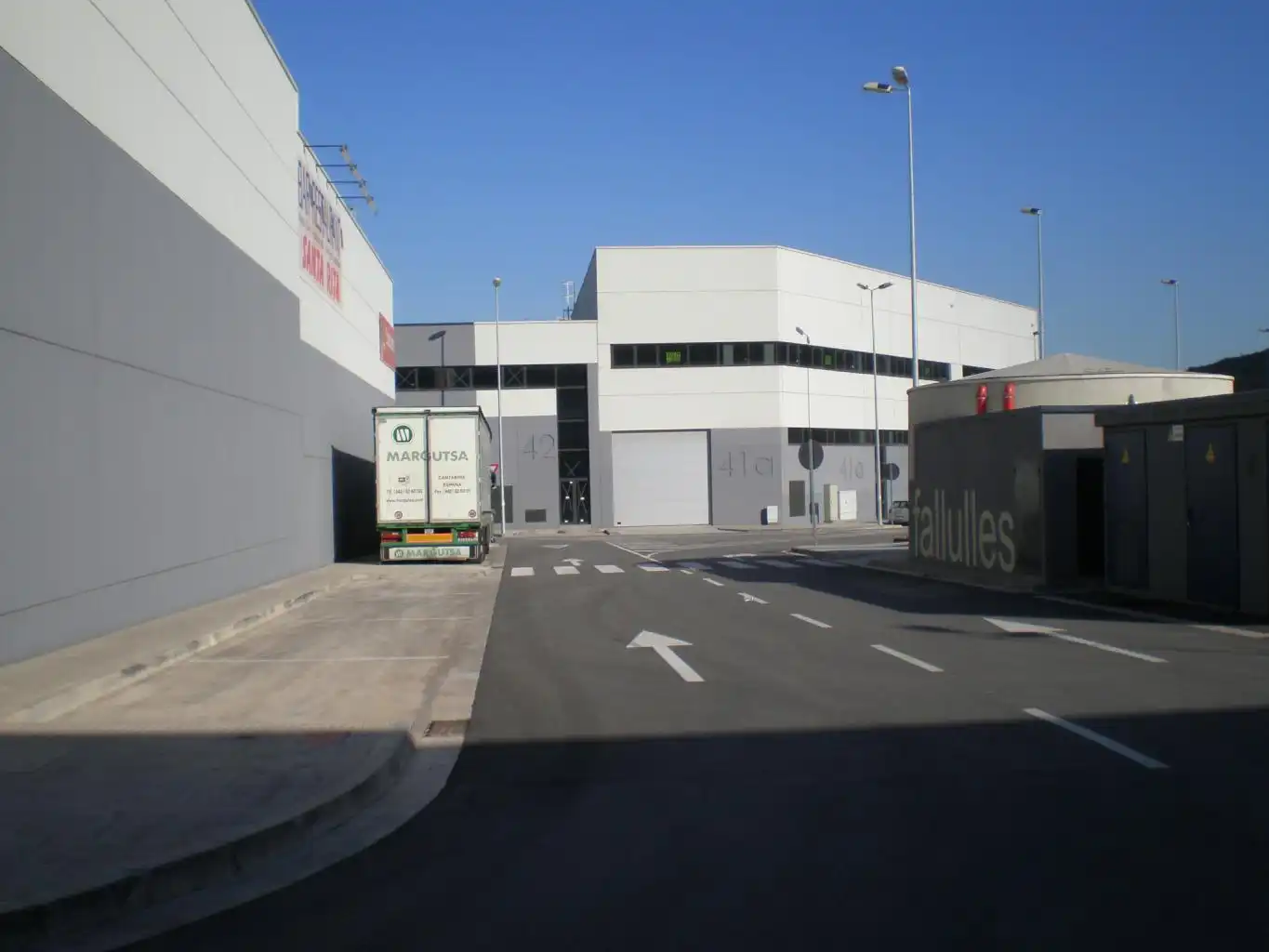 Industrial building for sale in Sant Vicenç Dels Horts, imagen 3