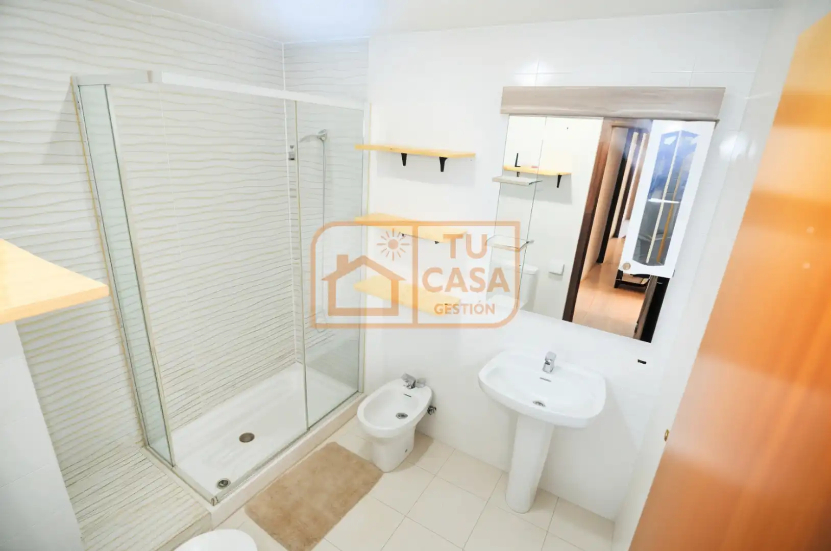 Badezimmer von Wohnung zum Verkauf in Malpartida de Cáceres mit Terrasse, Abstellraum und Möbliert