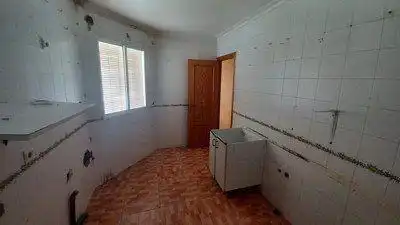 Piso en venta en Avenida VEINTIOCHO DE FEBRERO, imagen 3