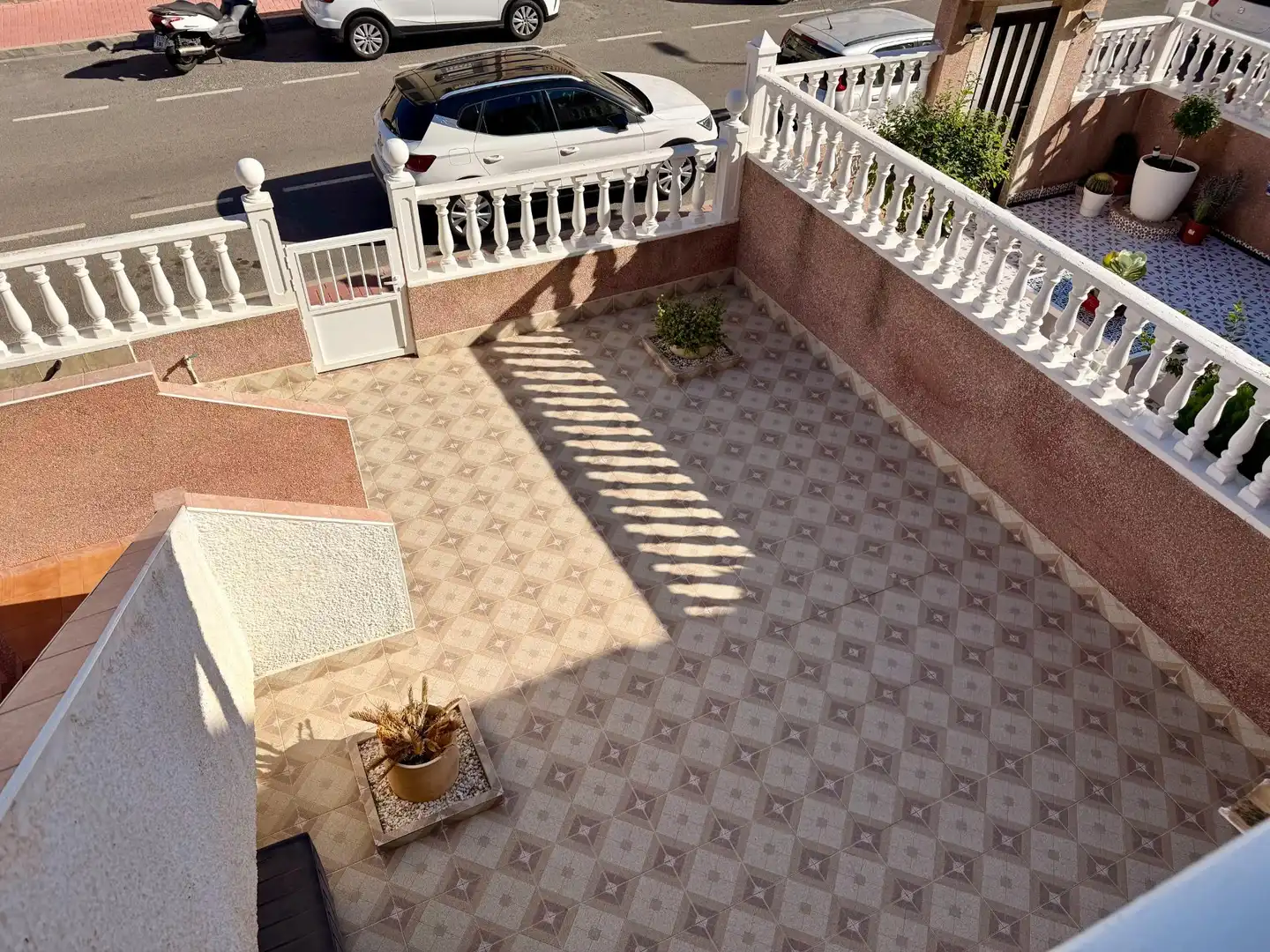 Terrassa de Casa adosada en venda en Torrevieja amb Terrassa, Moblat i Balcó