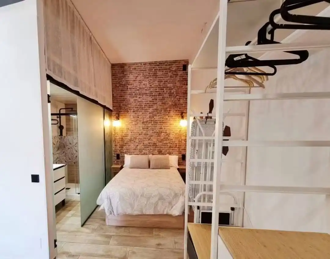Habitación de Piso de alquiler en Torremolinos con Aire acondicionado, Amueblado y Horno