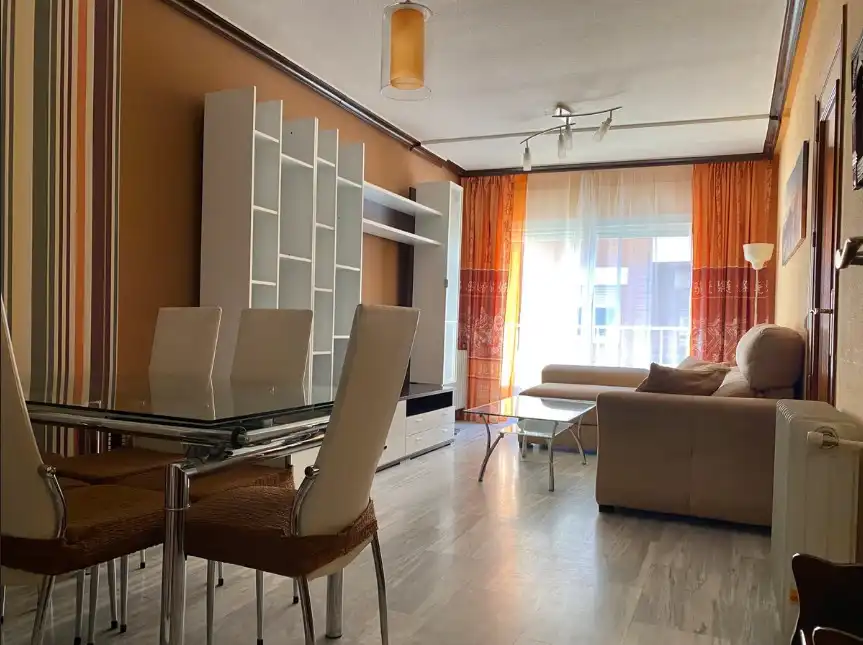 Wohnung zur Miete in Calle Compás de Santo Domingo, El Torreón - Los Ángeles - El Pilar