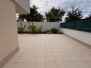 Erdgeschosswohnung mit Pool zum Verkauf in Calle SANTA ANGELA DE LA CRUZ