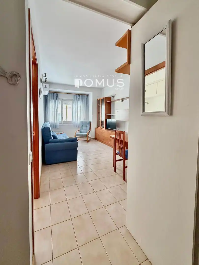 Wohnzimmer von Wohnung zur Miete in L'Escala mit Klimaanlage, Heizung und Terrasse