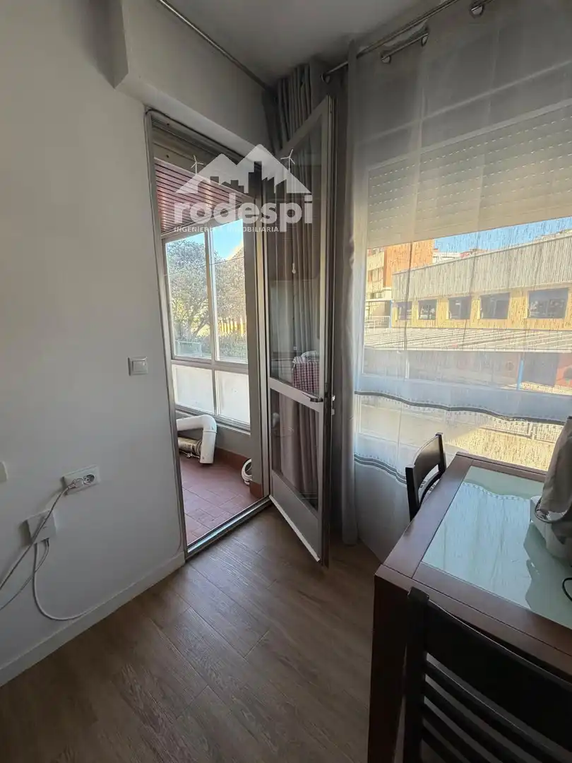Schlafzimmer von Wohnung zur Miete in Ponteareas mit Heizung, Terrasse und Möbliert
