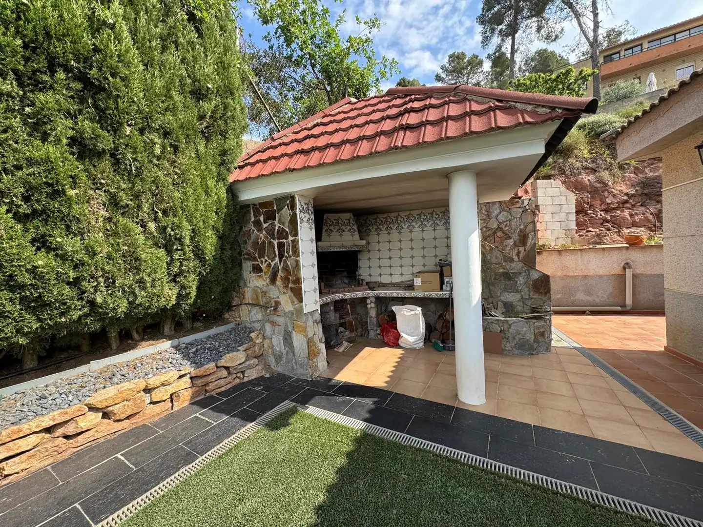 Terrace of Houses for sale in Pallejà  with Air Conditioner, Heating and Private garden