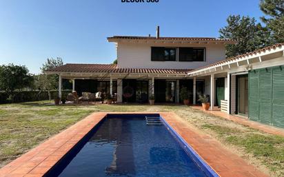 Swimming pool of House or chalet for sale in Sant Vicenç de Montalt  with Air Conditioner, Heating and Private garden