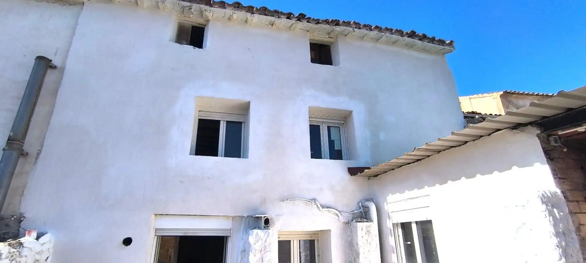 Vista exterior de Finca rústica en venda en El Villar de Arnedo amb Jardí privat, Terrassa i Traster