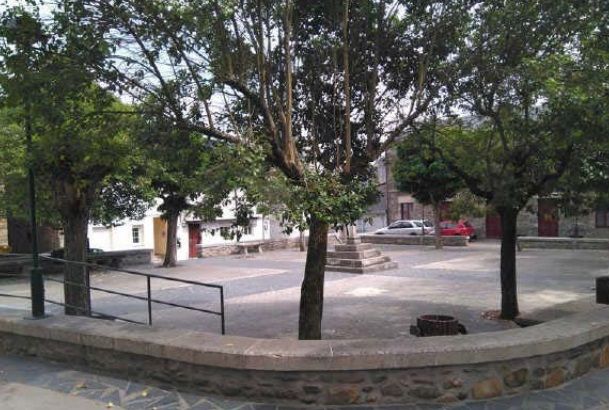 Vista exterior de Casa o xalet en venda en Quiroga
