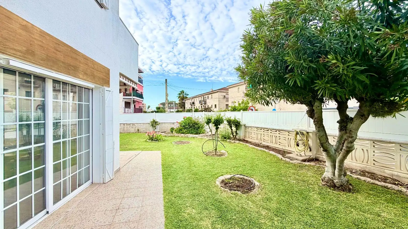 Jardín de Casa o chalet en venta en Cunit con Aire acondicionado, Calefacción y Jardín privado