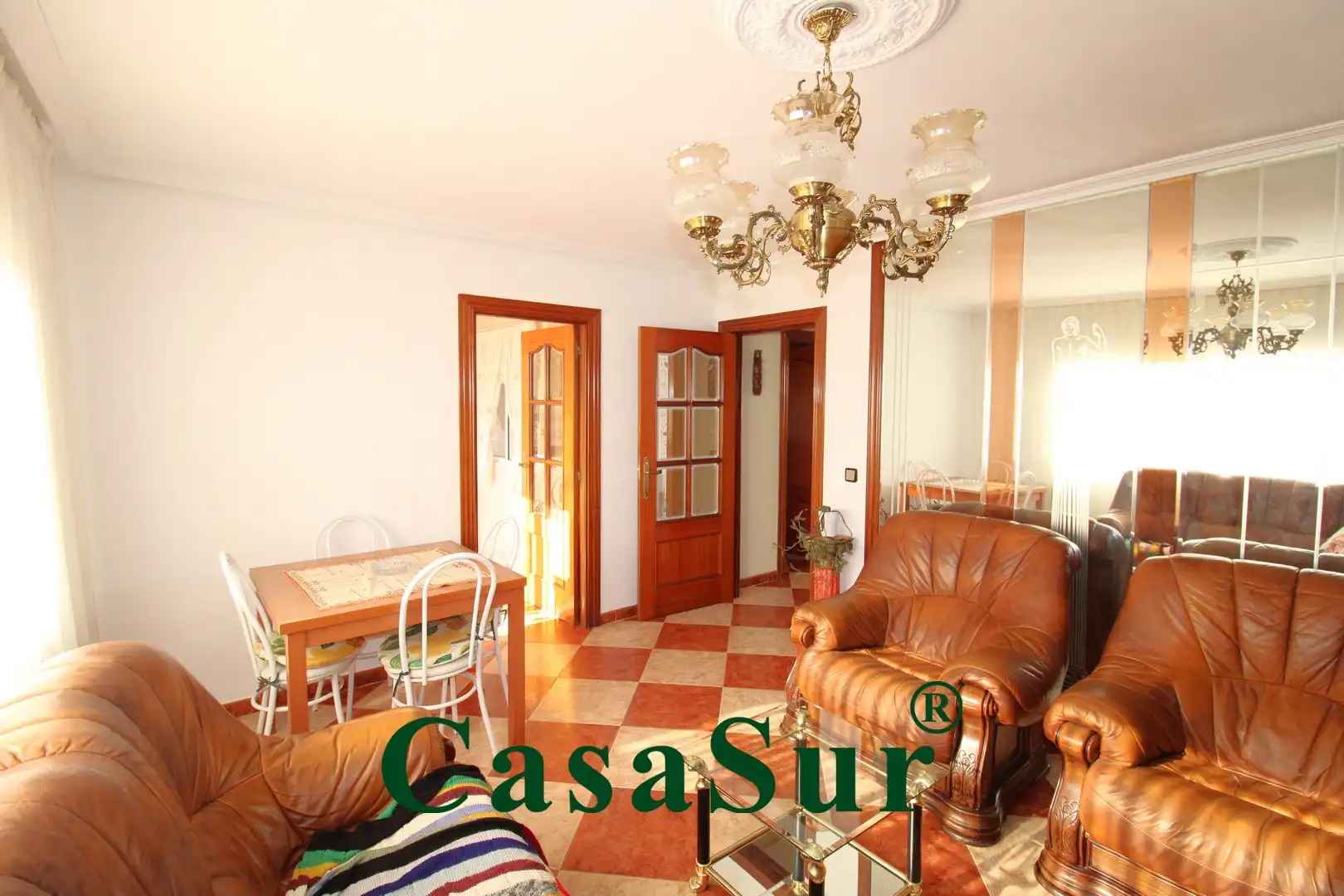 Sala d'estar de Casa o xalet en venda en Valladolid amb Calefacció i Traster