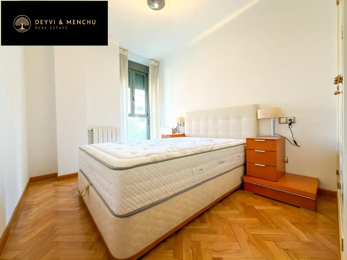 Bedroom of Flat for sale in Madrid  with Air Conditioner, Heating and Storage room