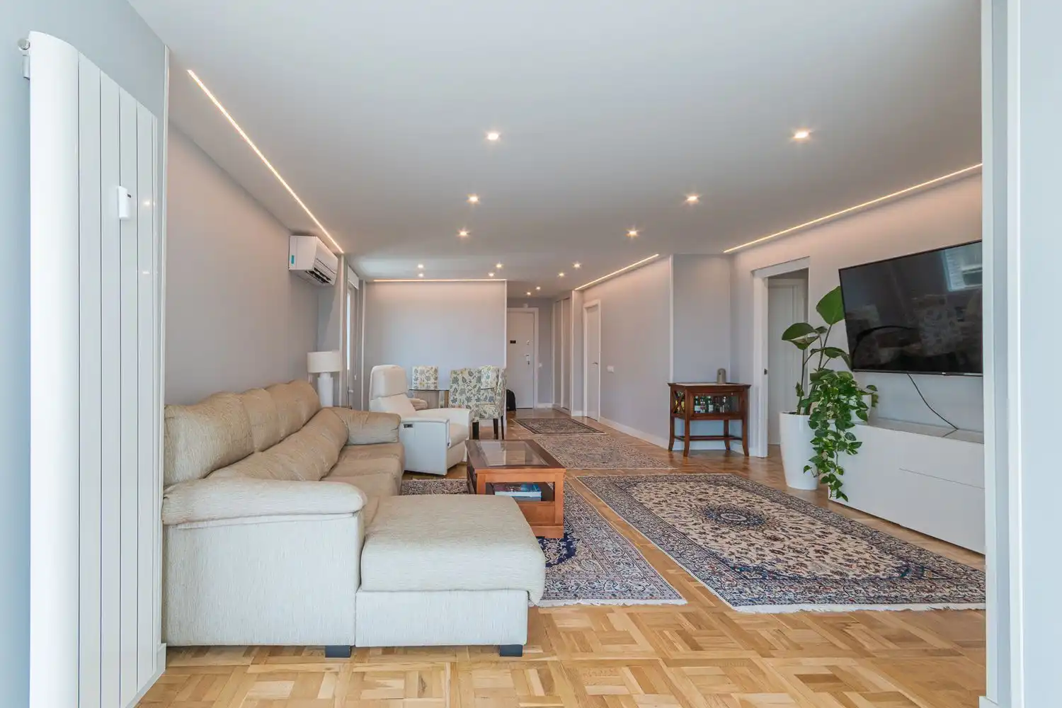 Sala d'estar de Pis en venda en Madrid amb Aire condicionat i Calefacció