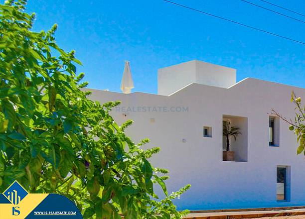 Casa-chalet en Venta en Can Furnet