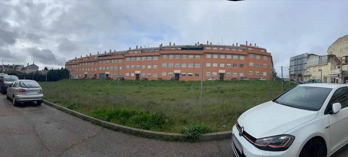 Lands and plots for sale in Ledesma
