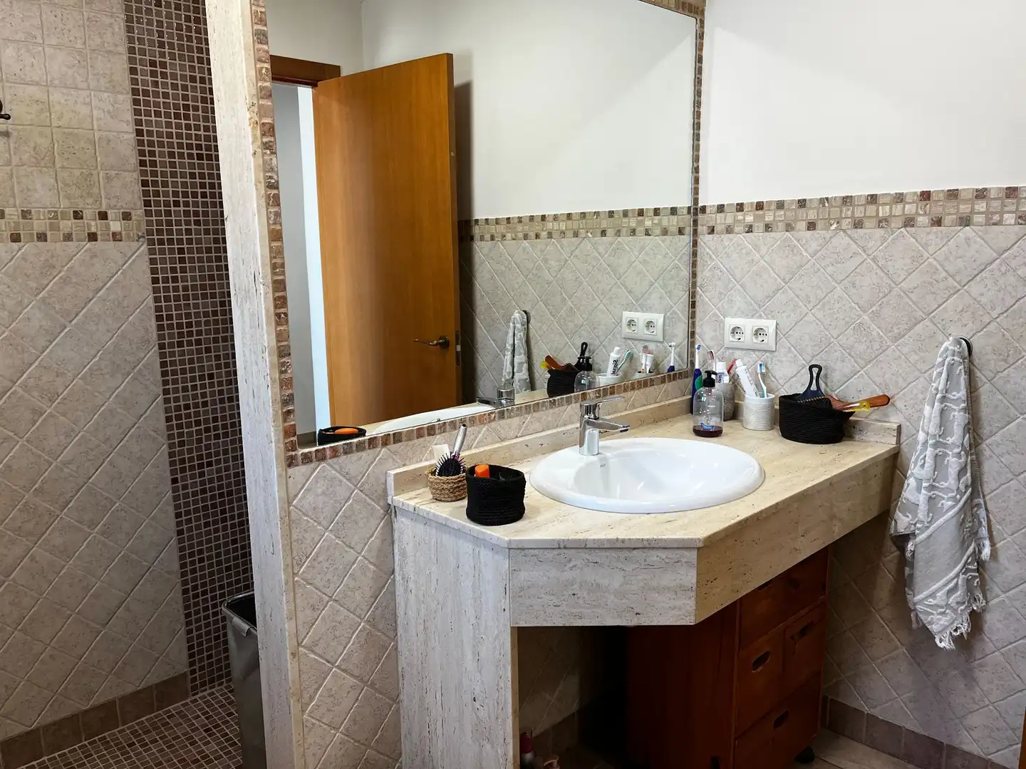 Bany de Casa o xalet en venda en Ontinyent amb Aire condicionat, Calefacció i Jardí privat