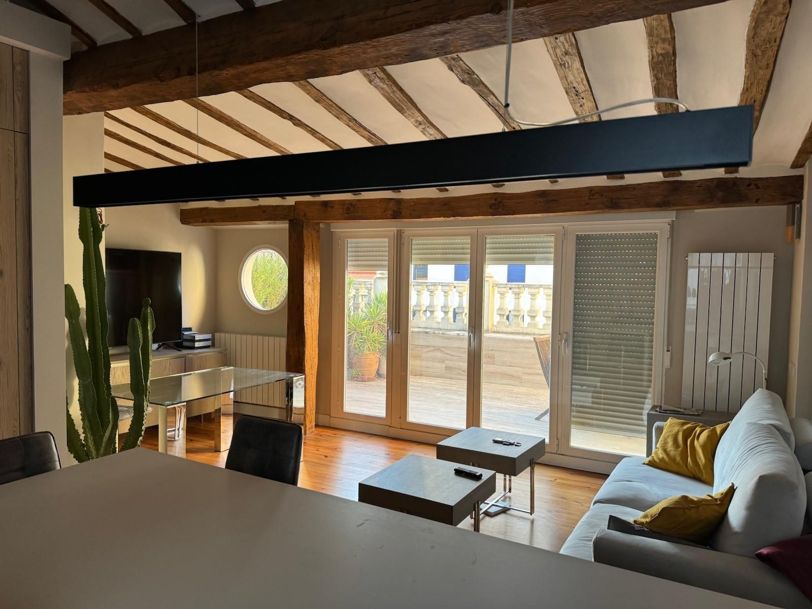 Living room of Apartment to rent in  Logroño  with Air Conditioner, Heating and Terrace