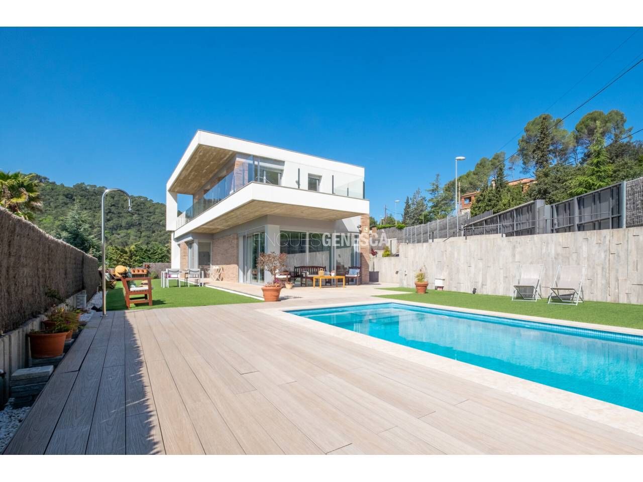 Exterior view of House or chalet for sale in Matadepera  with Air Conditioner, Heating and Private garden