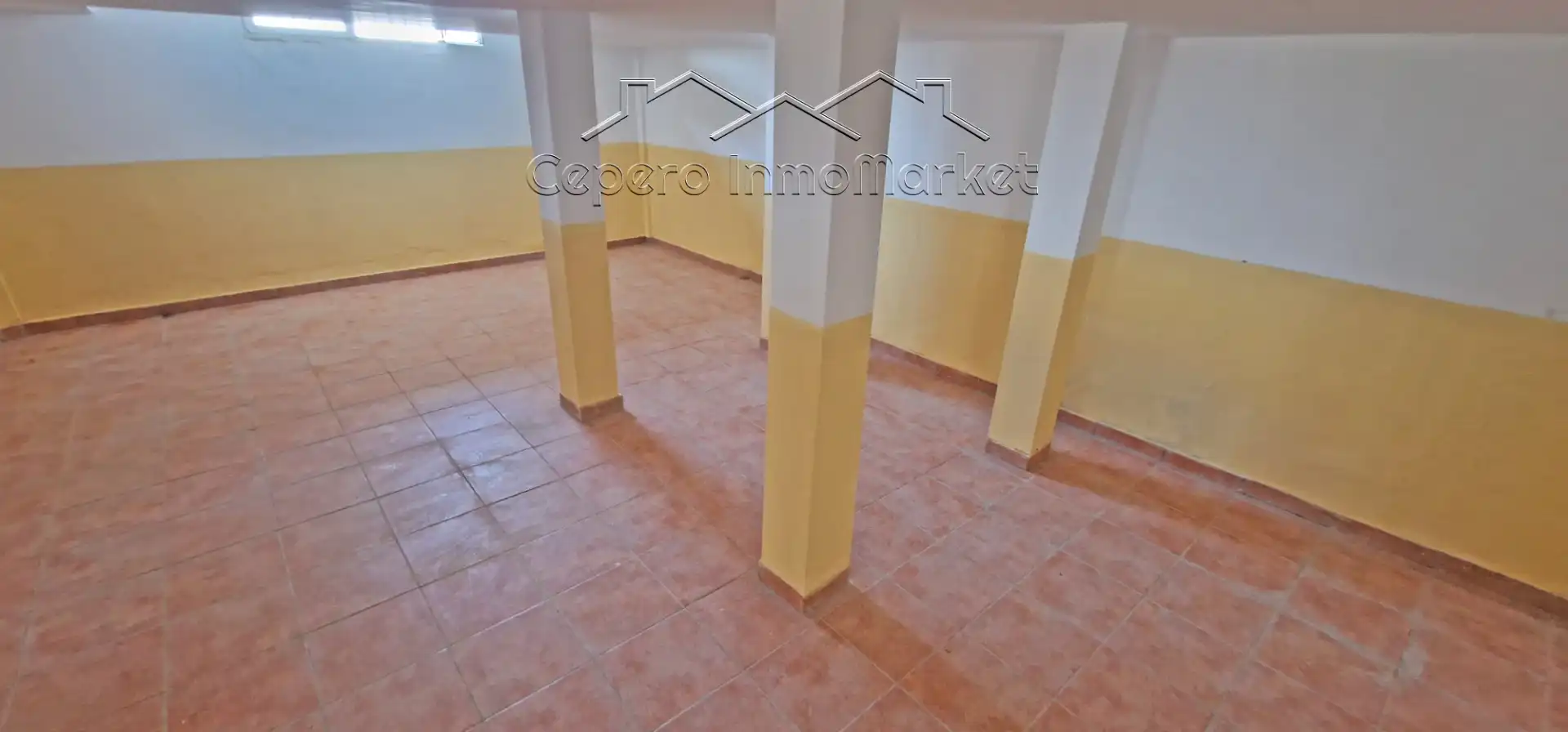 Einfamilien-Reihenhaus zum Verkauf in El Puerto de Santa María mit Privatgarten und Balkon