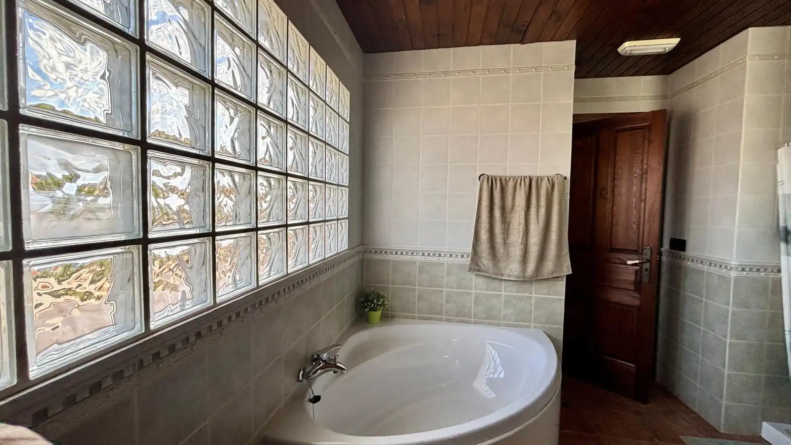 Baño de Casa o chalet en venta en Cartagena con Calefacción, Jardín privado y Terraza