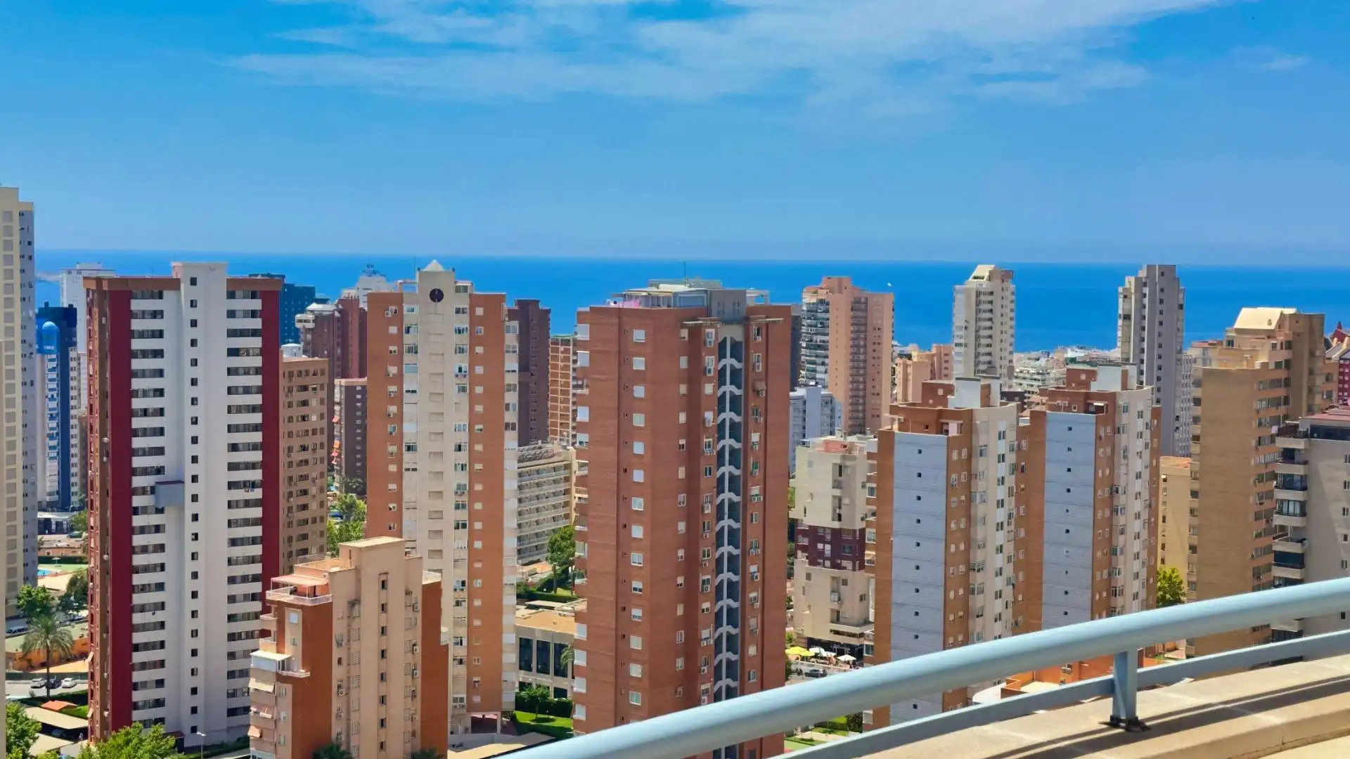 Exterior view of Flat for sale in Benidorm  with Air Conditioner, Furnished and Community pool
