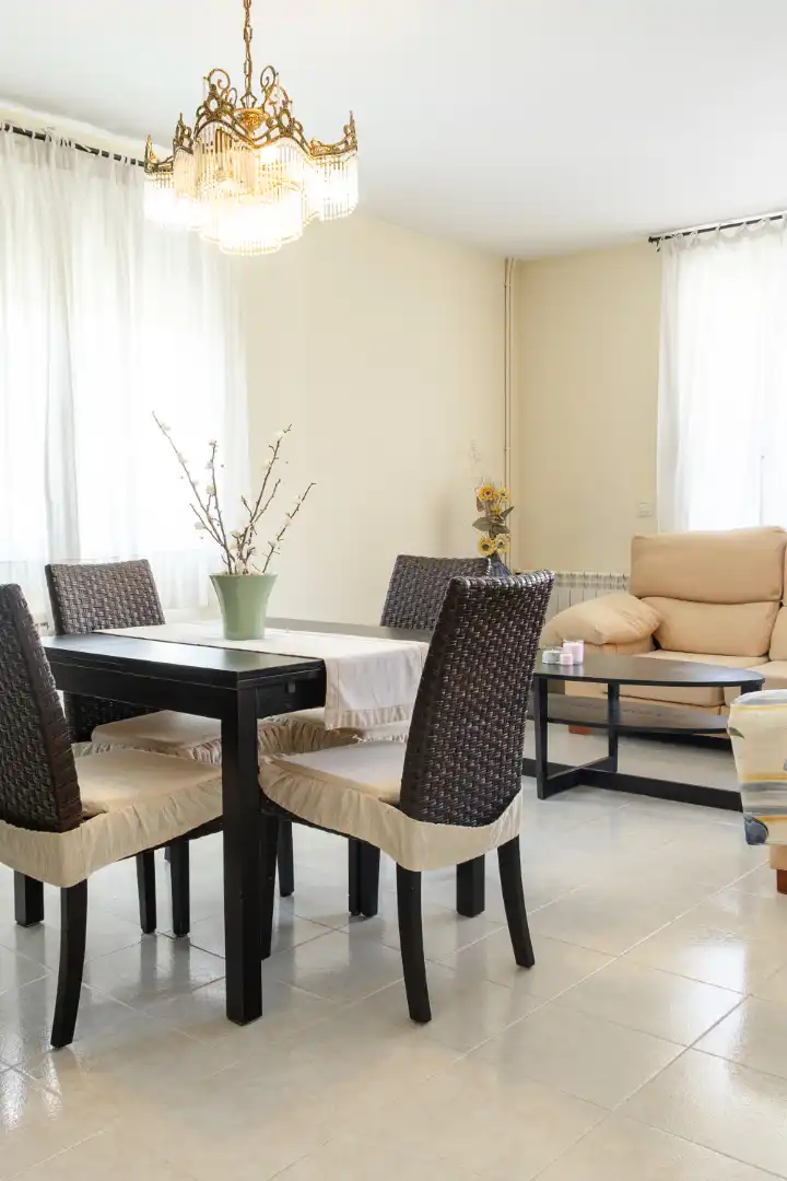 Comedor de Casa o chalet en venta en Abrera con Calefacción, Jardín privado y Trastero