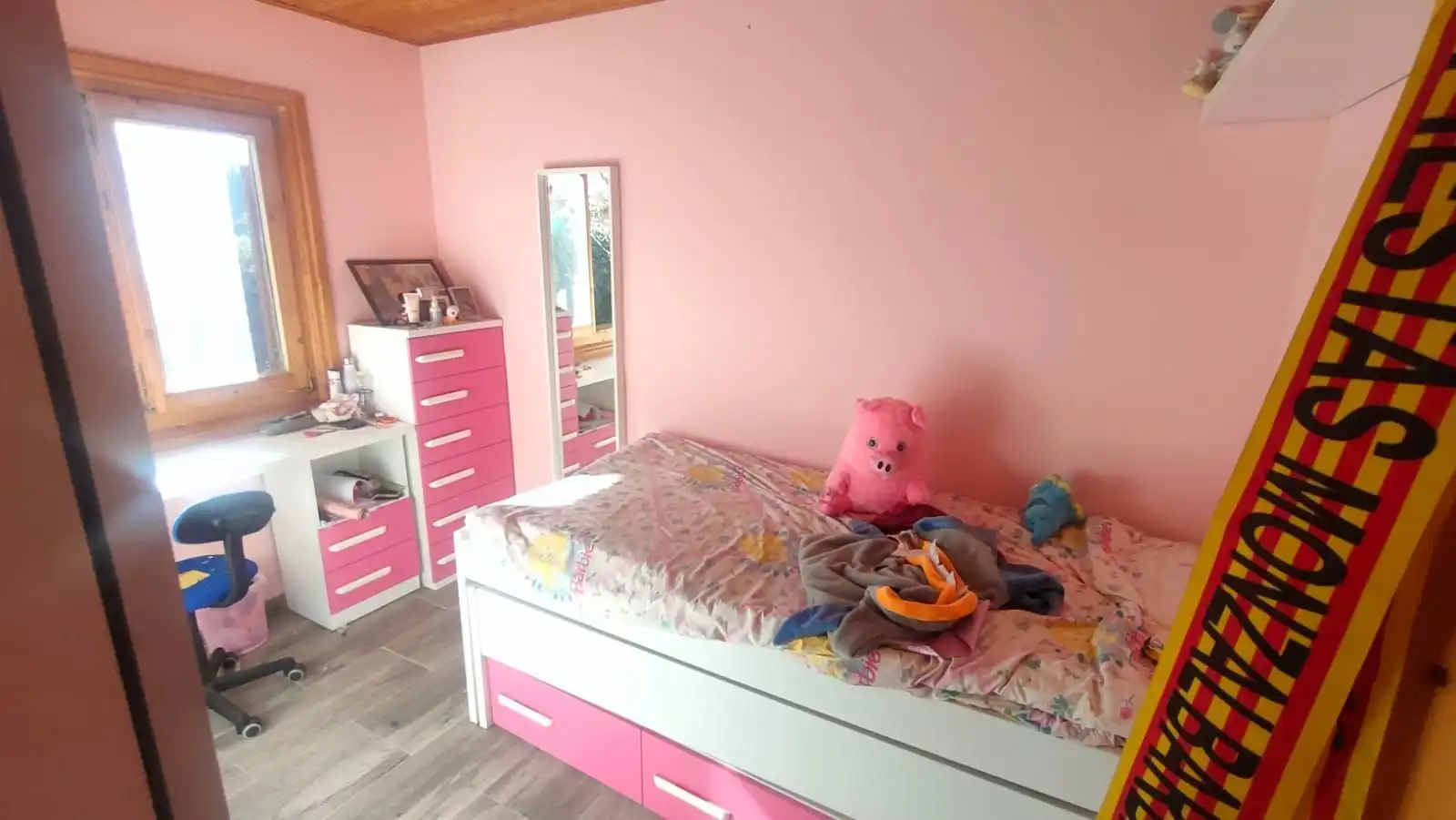 Habitación de Casa o chalet en venta en Zaragoza con Aire acondicionado, Calefacción y Jardín privado