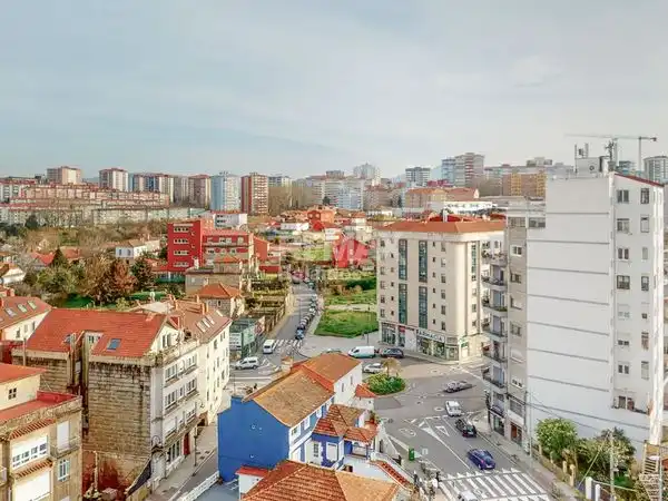 Vista exterior de Piso en venta en Vigo  con Parquet y Terraza