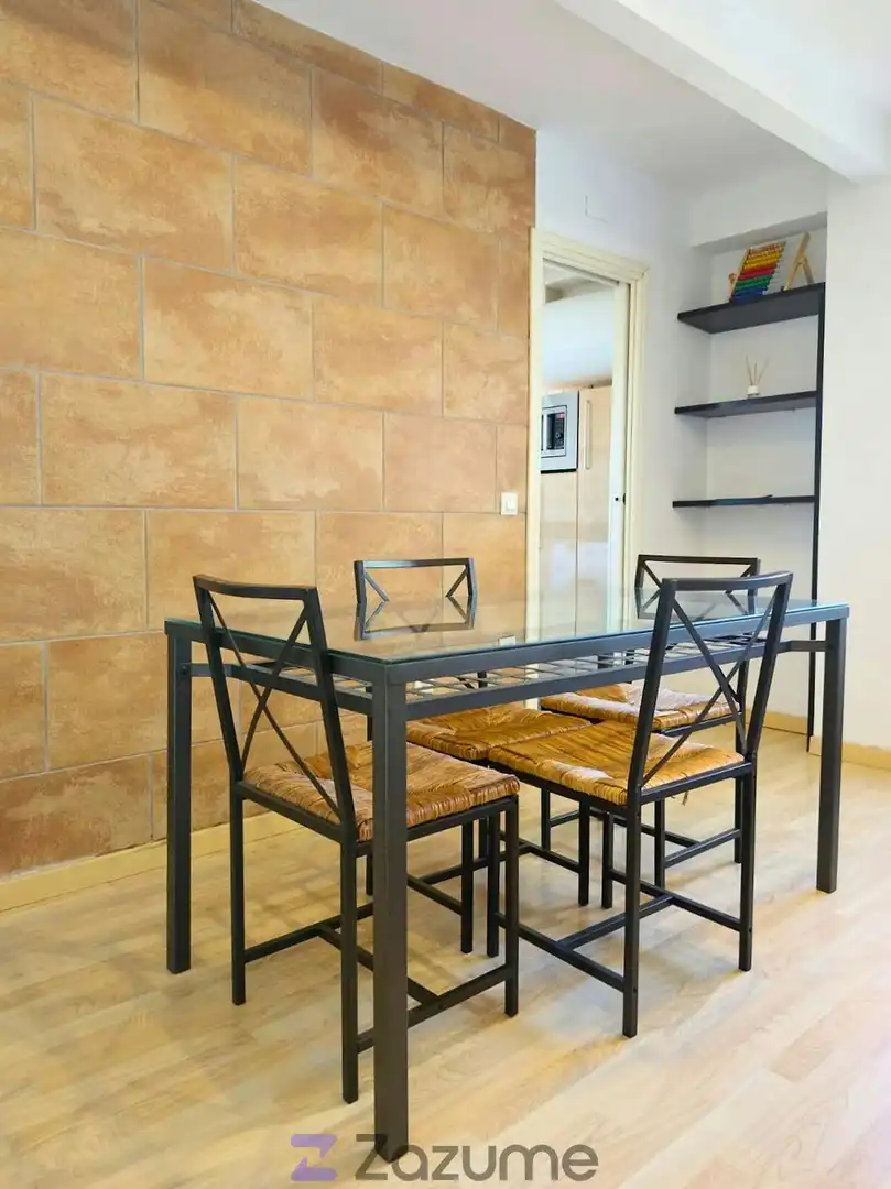 Esszimmer von Wohnung zur Miete in Sevilla mit Klimaanlage, Heizung und Möbliert