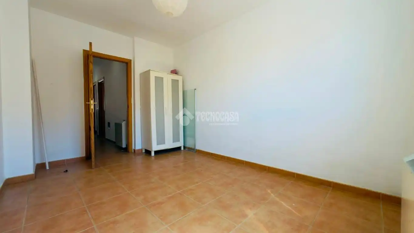 Dormitori de Casa adosada en venda en Ciruelos amb Calefacció