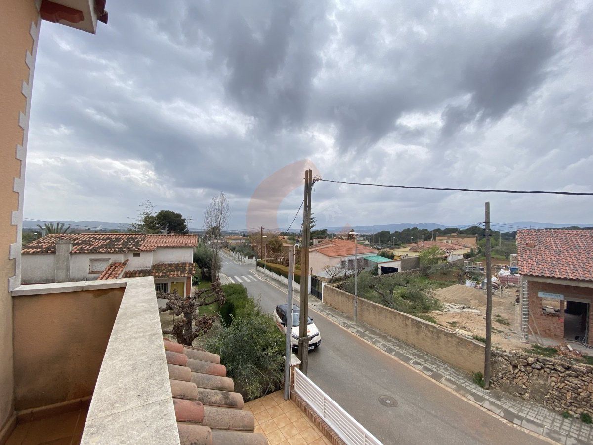 Vista exterior de Casa o xalet en venda en Santa Oliva amb Aire condicionat, Calefacció i Jardí privat