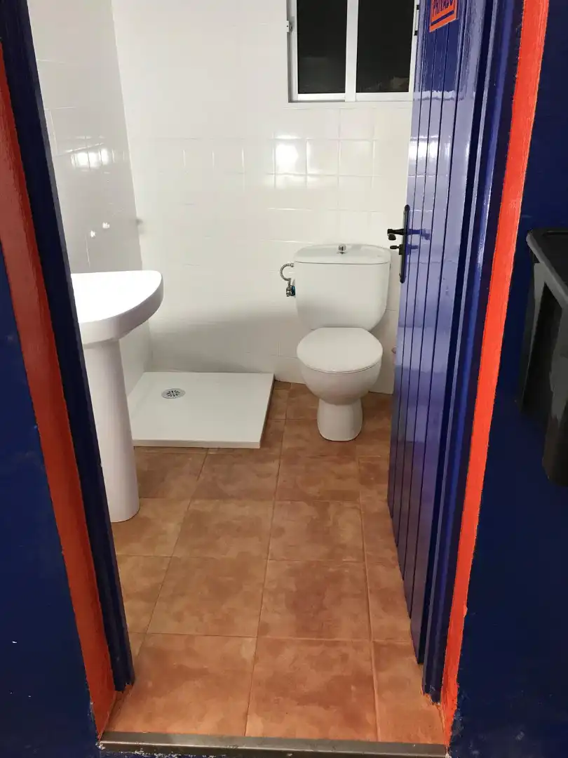 Baño de Nave industrial en venta en Tacoronte con Alarma