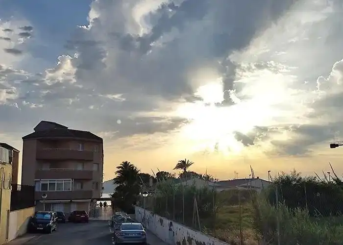 Vista exterior de Casa o chalet en venta en La Manga del Mar Menor con Aire acondicionado, Amueblado y Alarma