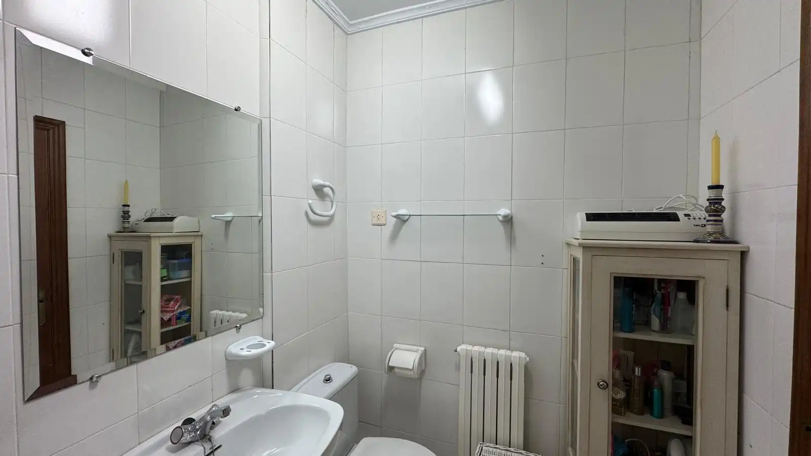 Baño de Casa adosada en venta en Hermandad de Campoo de Suso con Calefacción, Parquet y Terraza
