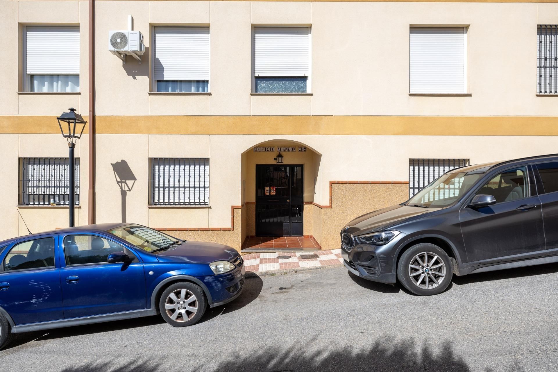 Vista exterior de Pis en venda en Padul amb Balcó