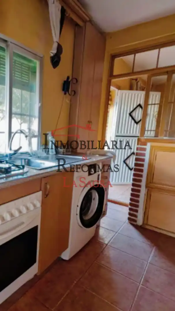 Vista exterior de Finca rústica en venta en Talayuela con Jardín privado, Terraza y Amueblado