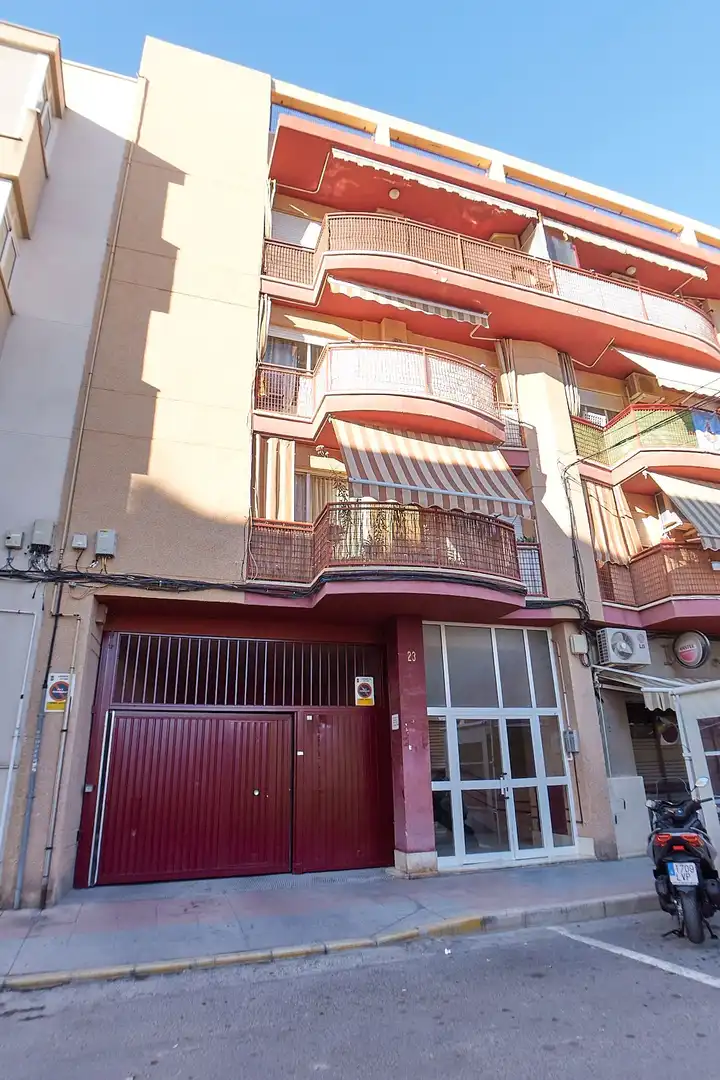 Vista exterior de Garaje en venta en Mutxamel