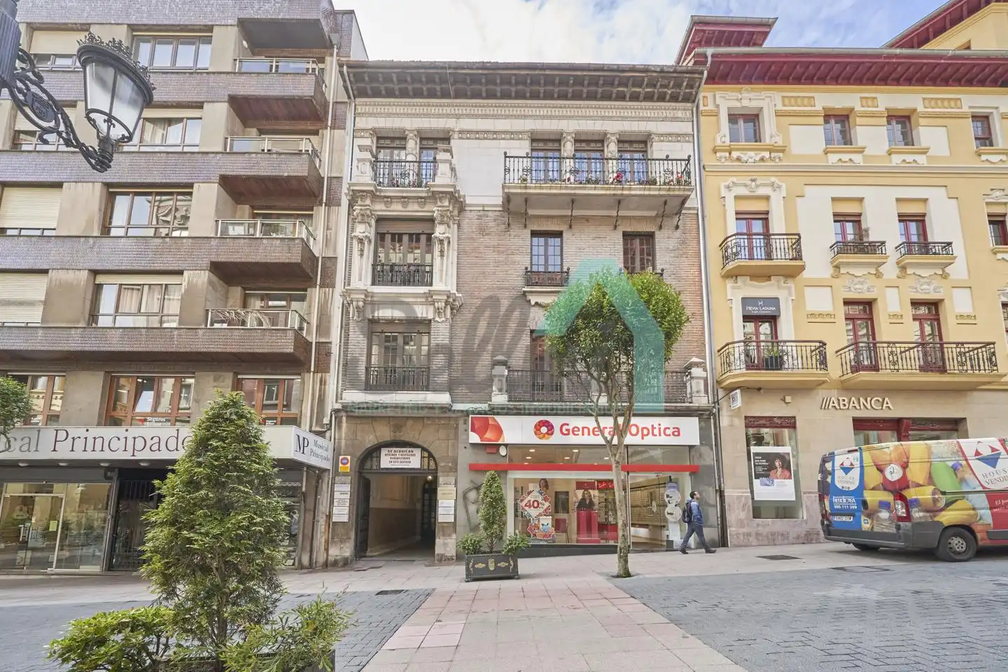 Others with lift for sale in Calle Principado