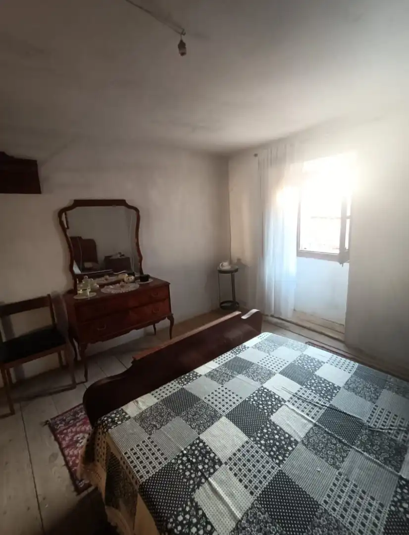 Schlafzimmer von Einfamilien-Reihenhaus zum Verkauf in Villasur de Herreros