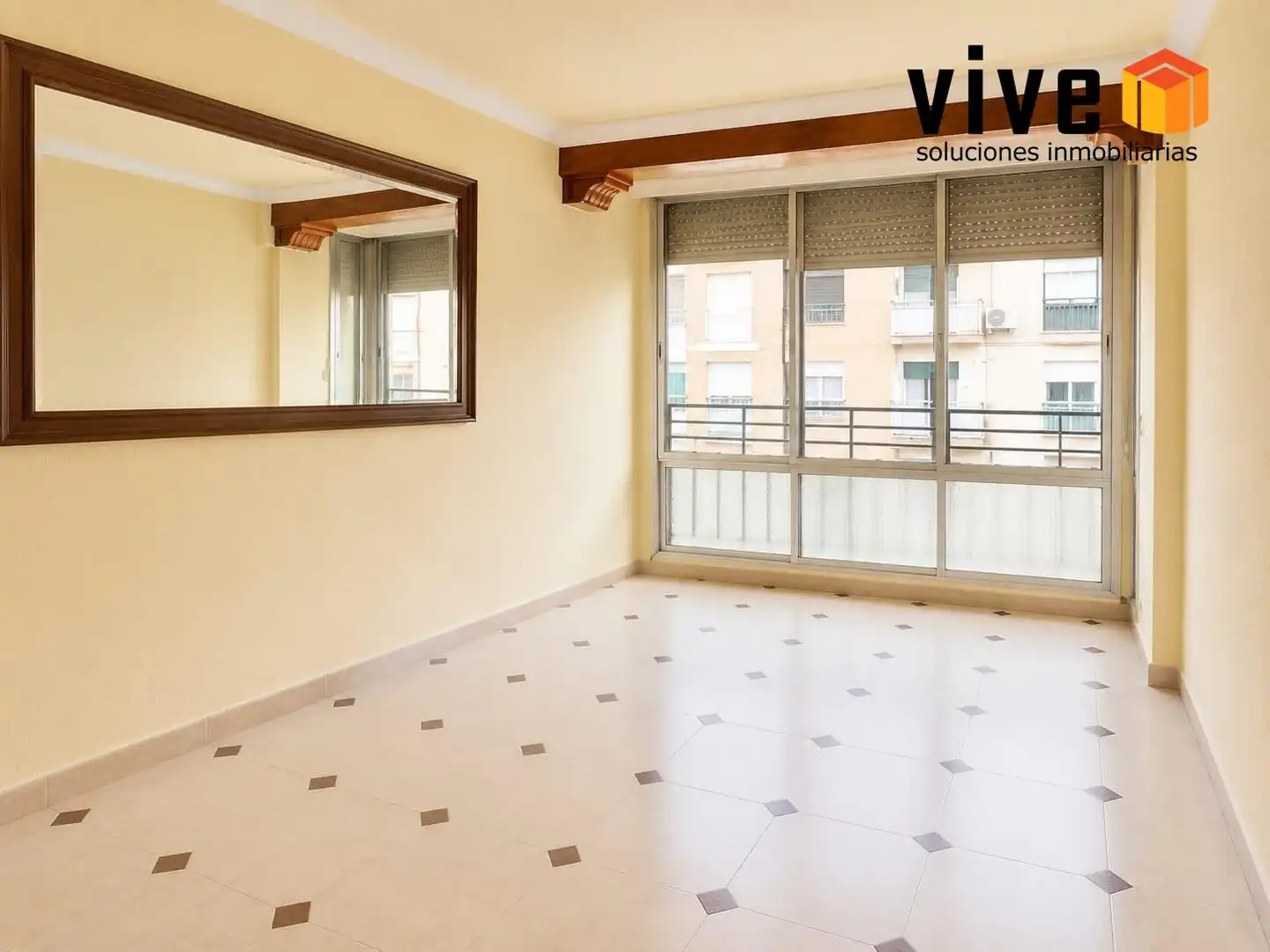 Terraza de Piso en venta en Sevilla con Aire acondicionado, Terraza y Amueblado