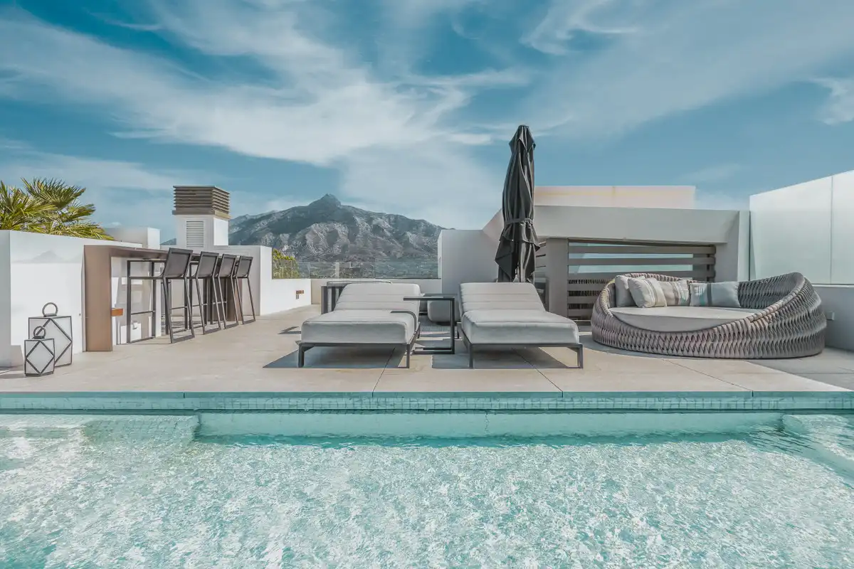 Casa pareada con piscina en venta en Nueva Andalucía, imagen 3