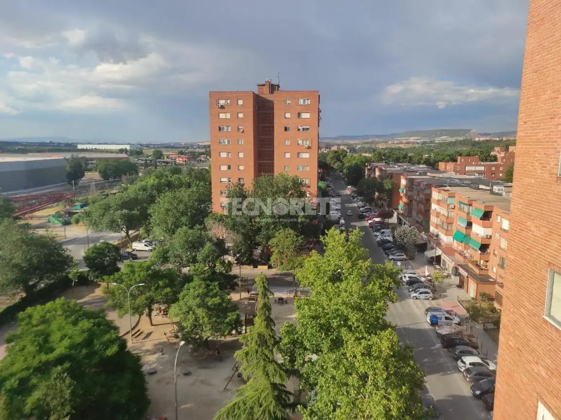 Parking de Piso en venta en Guadalajara con Calefacción
