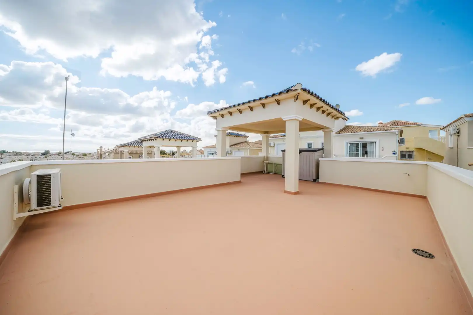 Casa con piscina en venta en San Miguel de Salinas, imagen 3