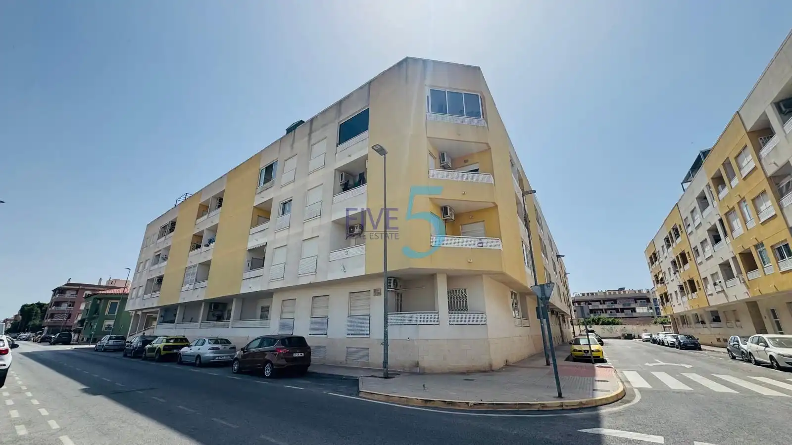 Vista exterior de Pis en venda en Almoradí amb Aire condicionat, Piscina i Moblat