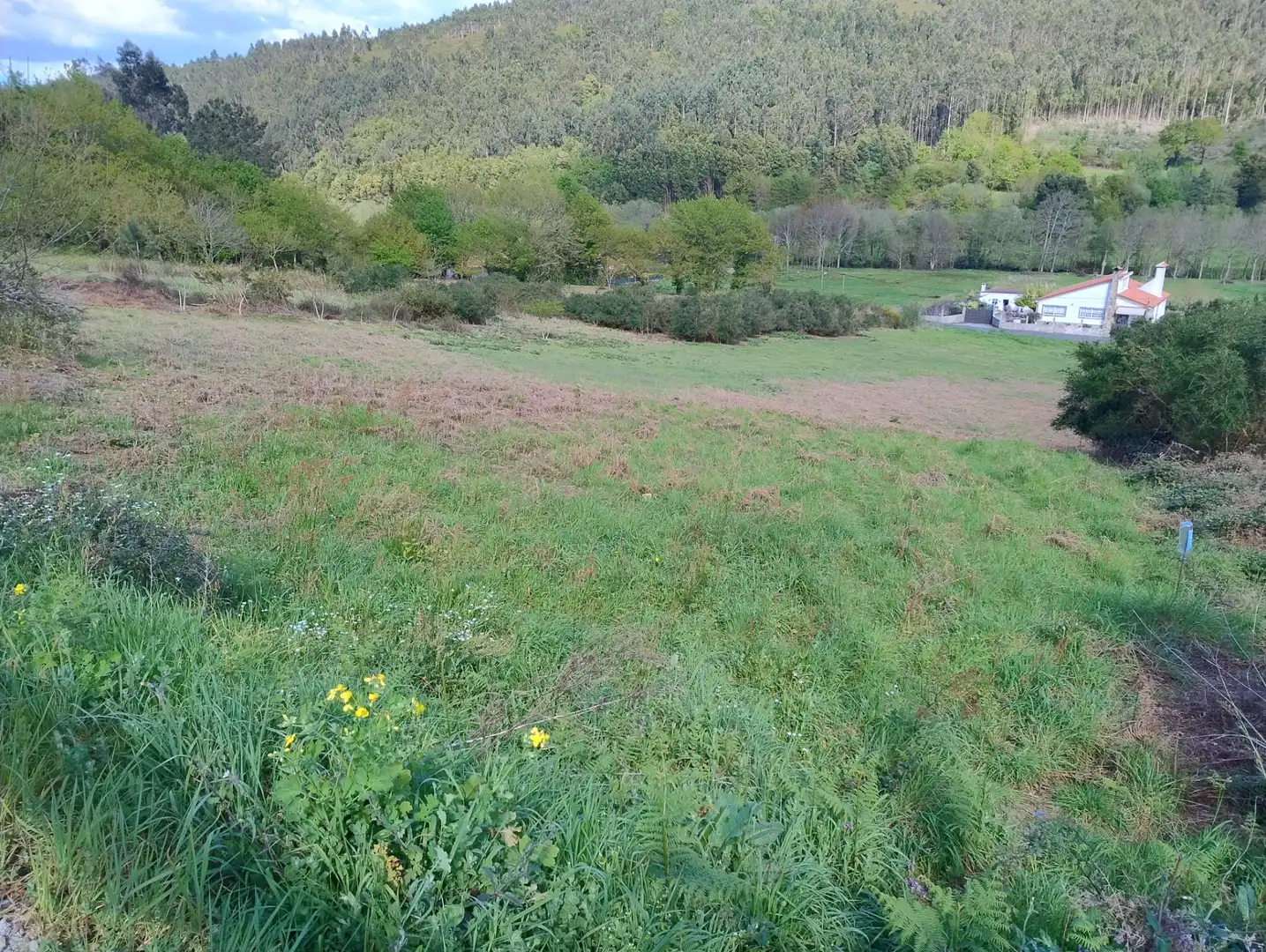 Terreny residencial en venda a Parroquias de Santiago