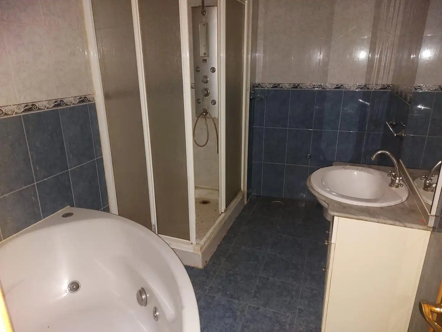 Bany de Planta baixa en venda en Segovia