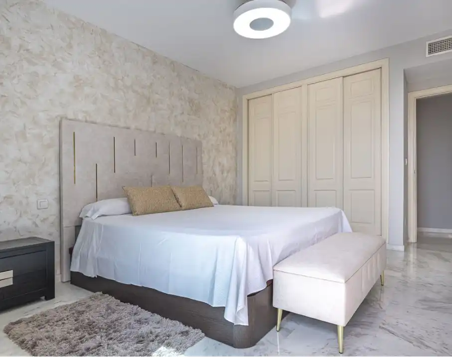 Wohnung mit Terrasse zum Verkauf in Río Real - Los Monteros, imagen 16